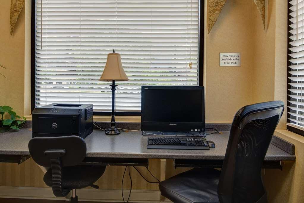 Suburban Studios Tysons Corner Viyana Konforlar fotoğraf