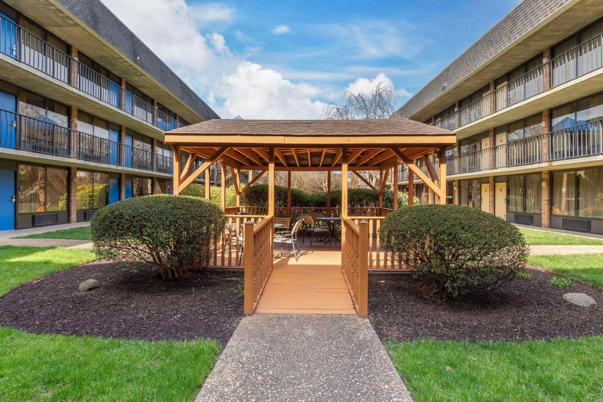 Suburban Studios Tysons Corner Viyana Dış mekan fotoğraf